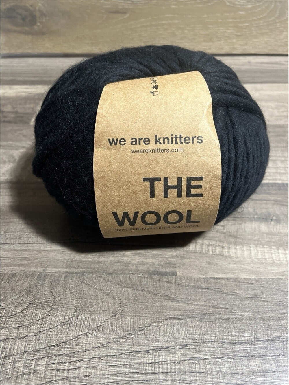 We Are Knitters The Wool Black 7oz 200g 100% wool Super Bulky Knit Crochet